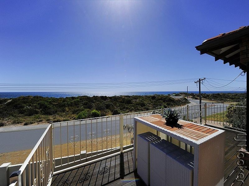 8 Hera Court, San Remo WA 6210