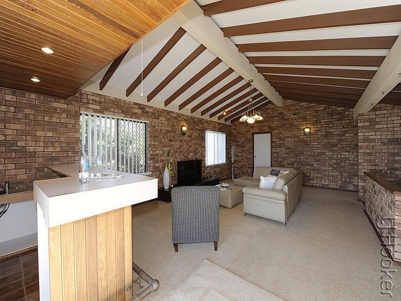 8 Hera Court, San Remo WA 6210