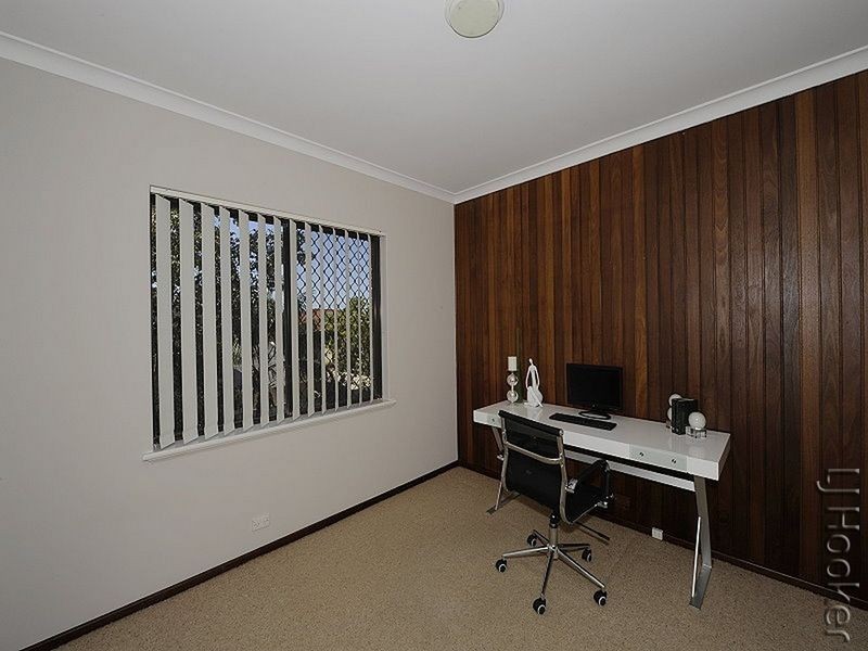 8 Hera Court, San Remo WA 6210