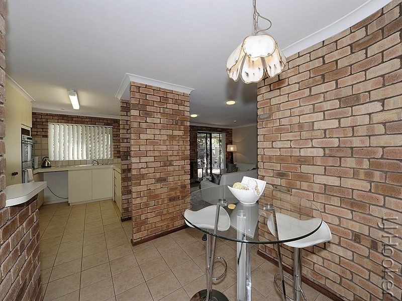 8 Hera Court, San Remo WA 6210