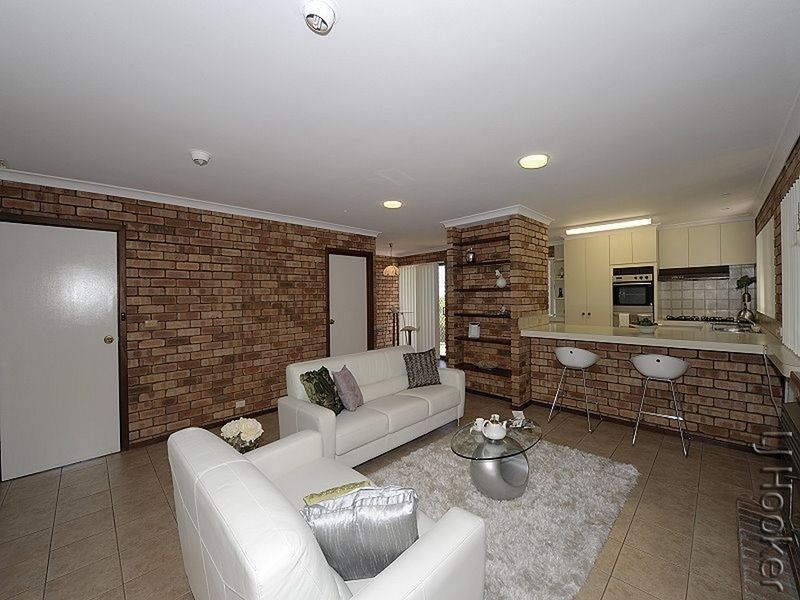 8 Hera Court, San Remo WA 6210