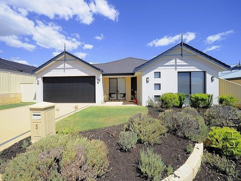 5 Prentice Way, Lakelands WA 6180