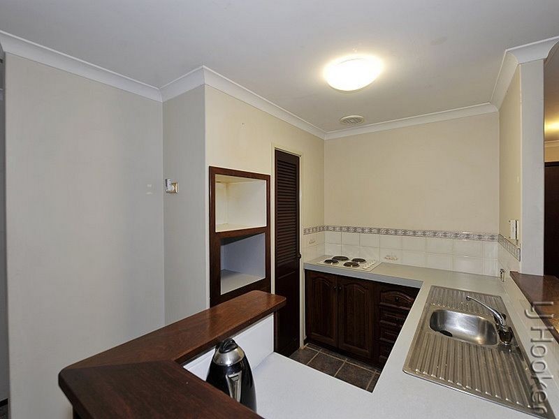 29 Kookerbrook Street, Dudley Park WA 6210