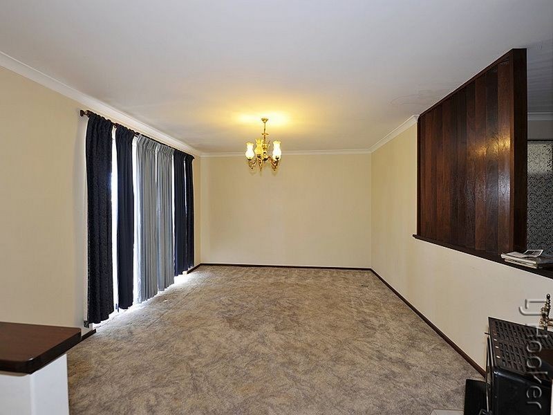 29 Kookerbrook Street, Dudley Park WA 6210