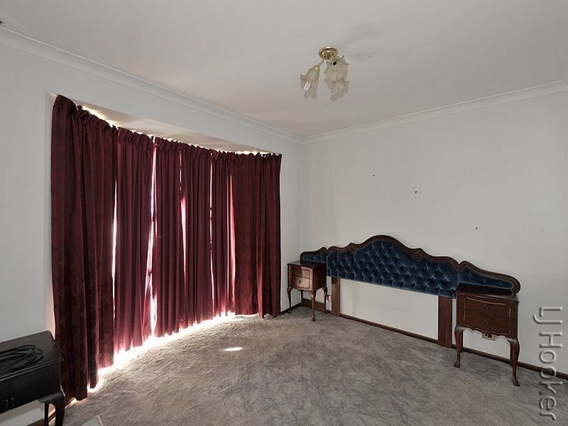 29 Kookerbrook Street, Dudley Park WA 6210