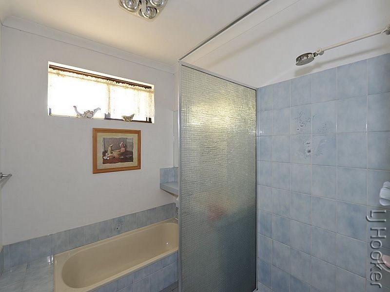 29 Kookerbrook Street, Dudley Park WA 6210