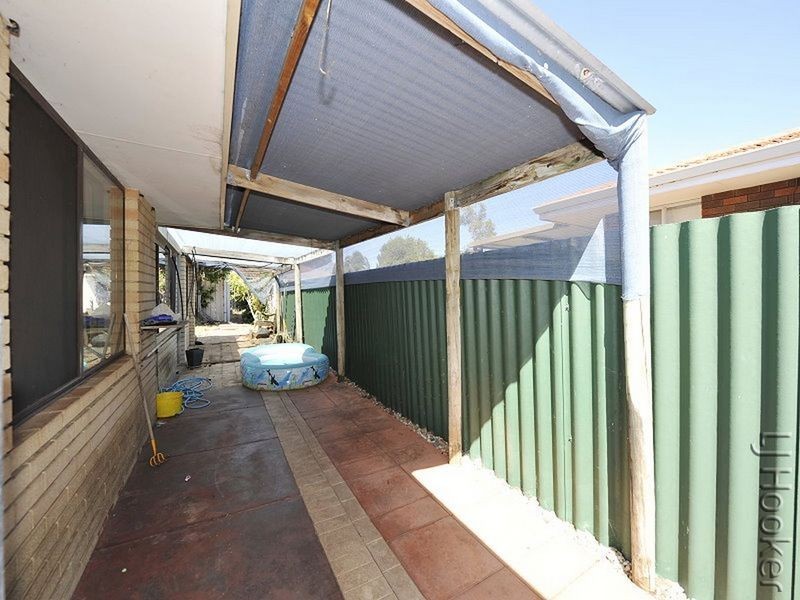 29 Kookerbrook Street, Dudley Park WA 6210