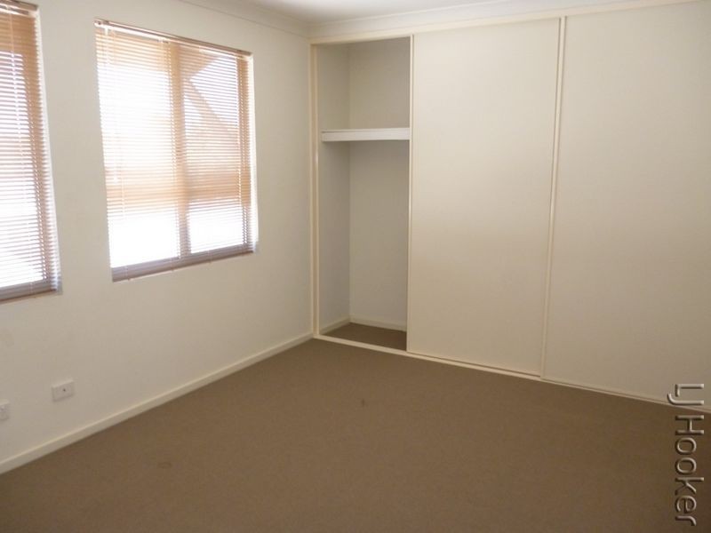 2/14 Wattleglen Avenue, Erskine WA 6210