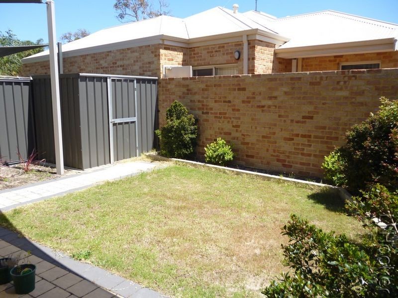 2/14 Wattleglen Avenue, Erskine WA 6210