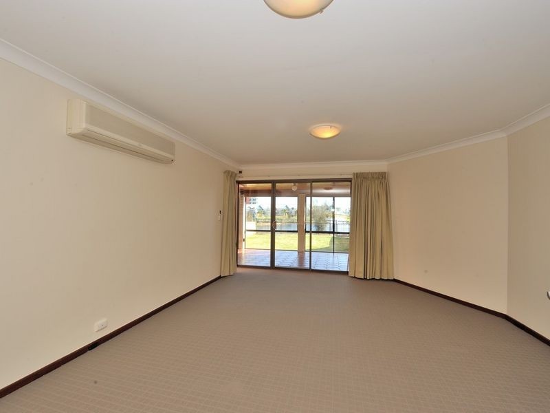 1/76 Ormsby Terrace, Mandurah WA 6210