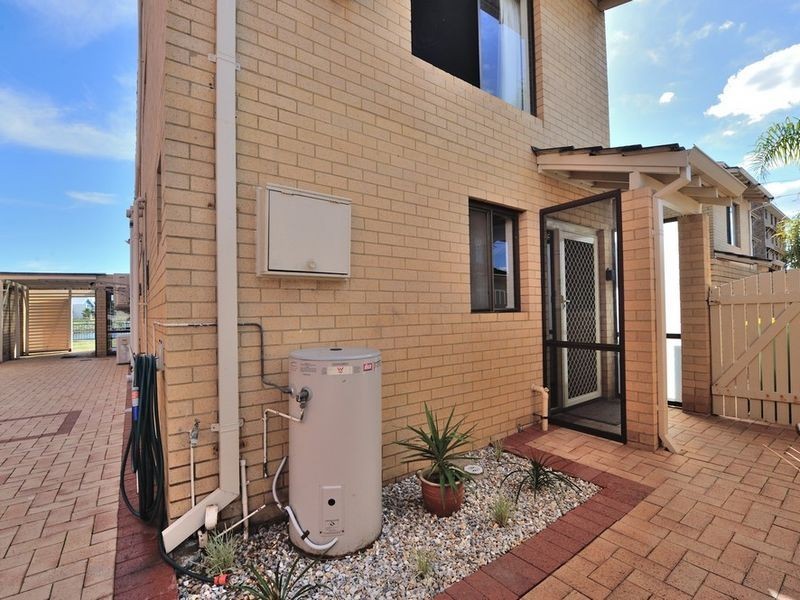 1/76 Ormsby Terrace, Mandurah WA 6210