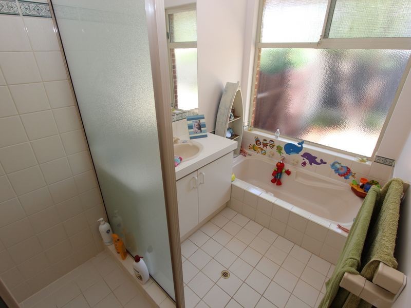 6B Seaton Close, Halls Head WA 6210