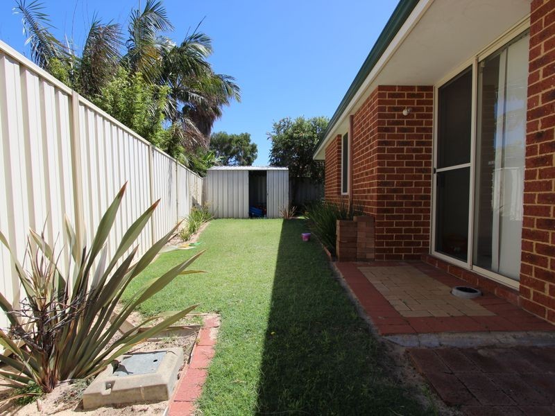 6B Seaton Close, Halls Head WA 6210