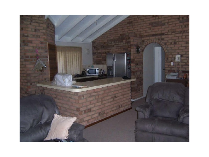 2/15 Newstead Close, Halls Head WA 6210