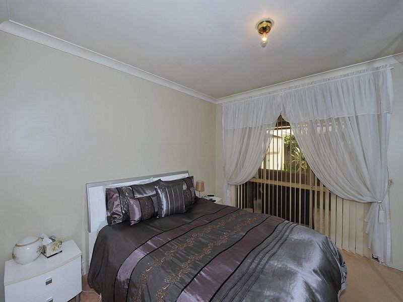 13 Cove Court, Dudley Park WA 6210