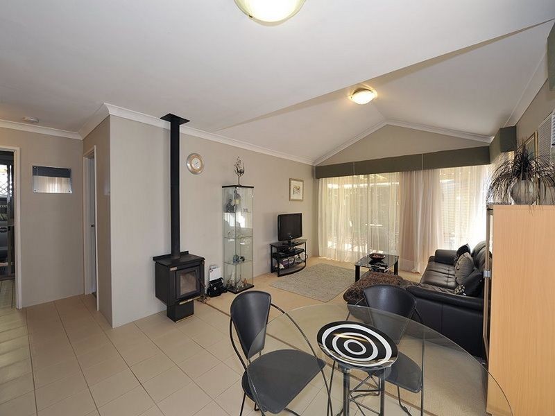 13 Cove Court, Dudley Park WA 6210