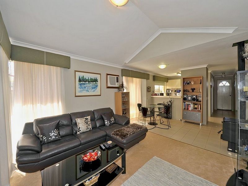 13 Cove Court, Dudley Park WA 6210