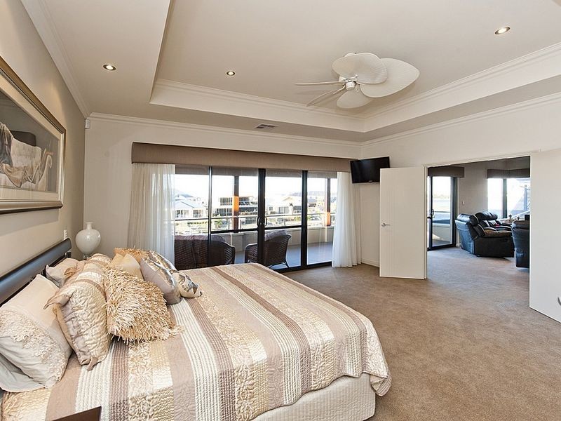 Halls Head WA 6210