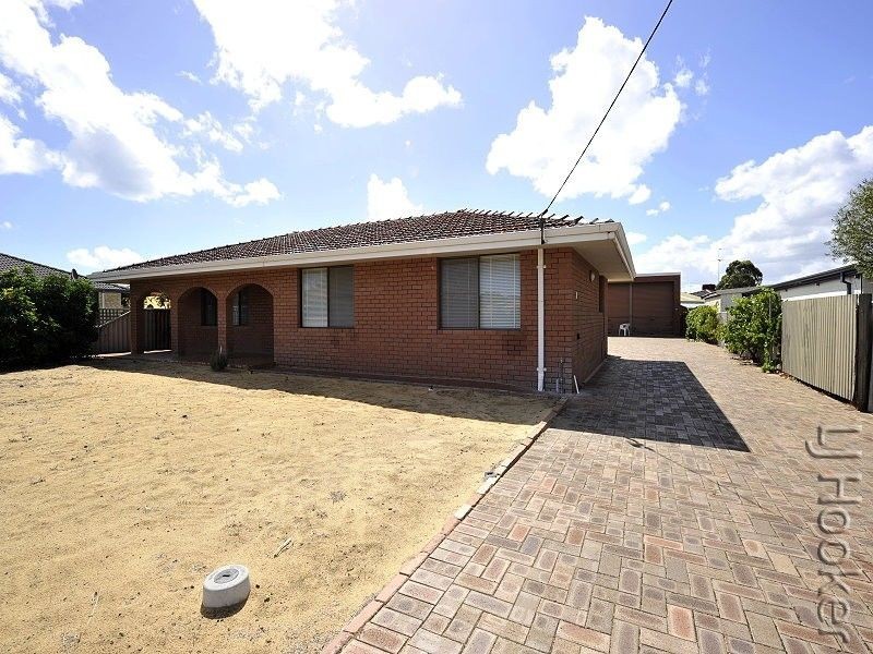 70 Wyeree Road, Mandurah WA 6210