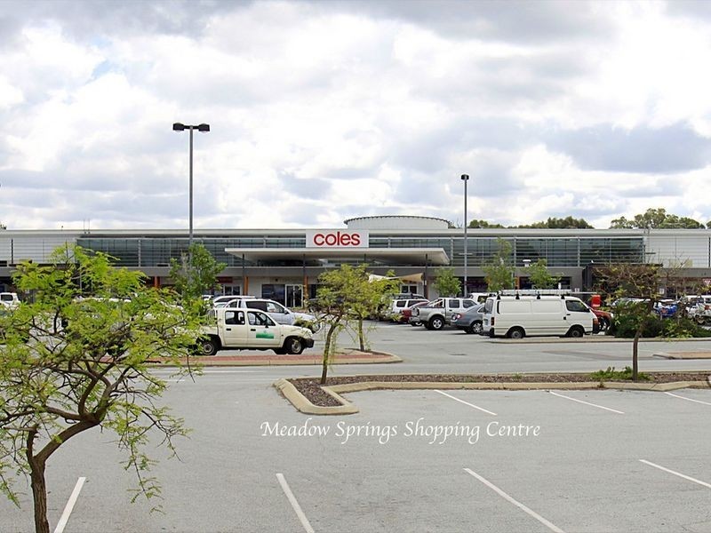 22 Philmont Way, Meadow Springs WA 6210