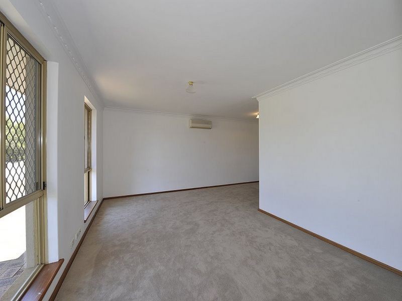 4 Watersun Drive, Silver Sands WA 6210