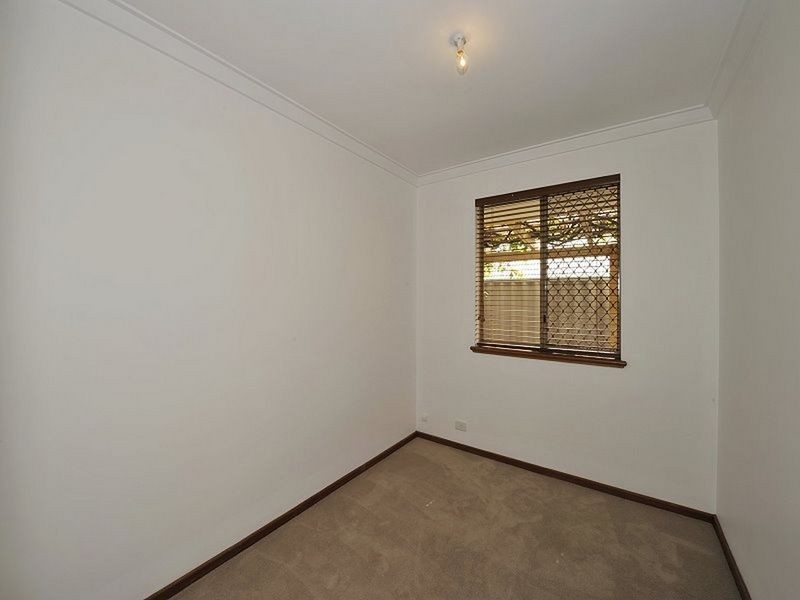 4 Watersun Drive, Silver Sands WA 6210