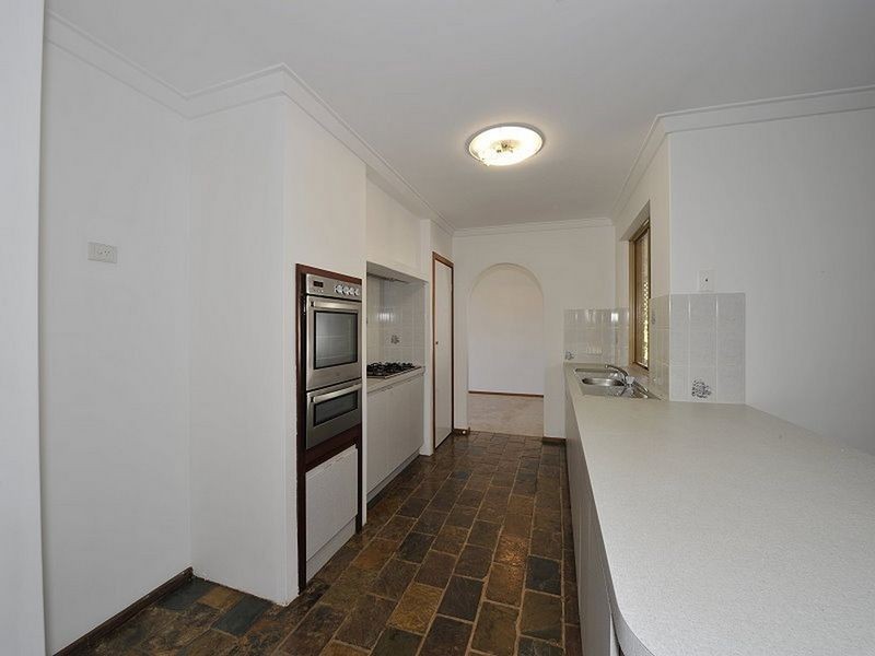 4 Watersun Drive, Silver Sands WA 6210