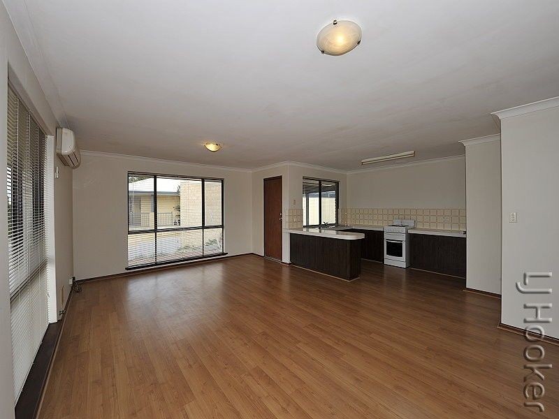 1/24 Mippi Road, Halls Head WA 6210