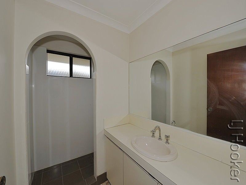 1/24 Mippi Road, Halls Head WA 6210