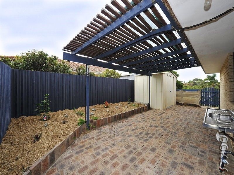 1/24 Mippi Road, Halls Head WA 6210