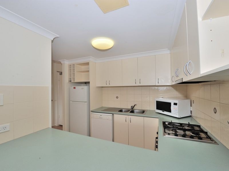 19/20 Apollo Place, Halls Head WA 6210