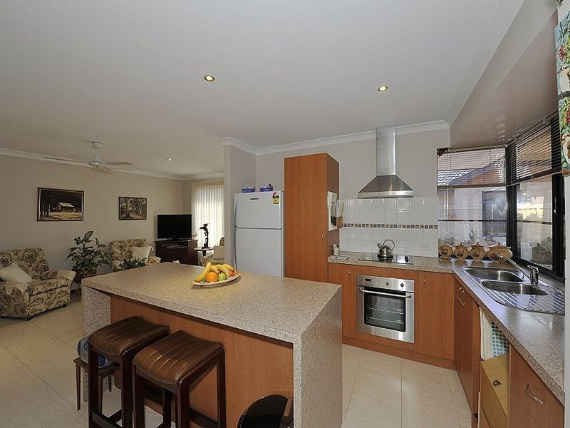 3/49 Phillips Way, North Yunderup WA 6208