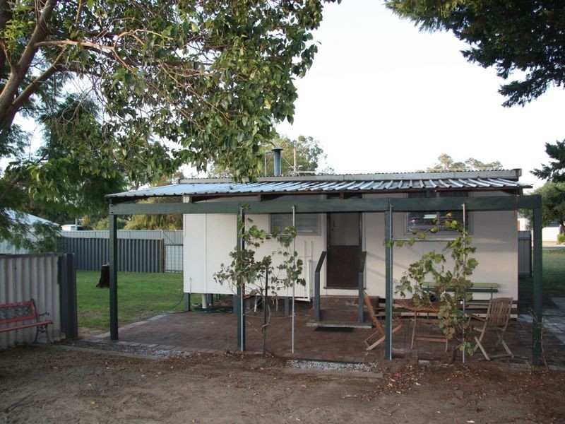 17 Beacham Street, Coodanup WA 6210