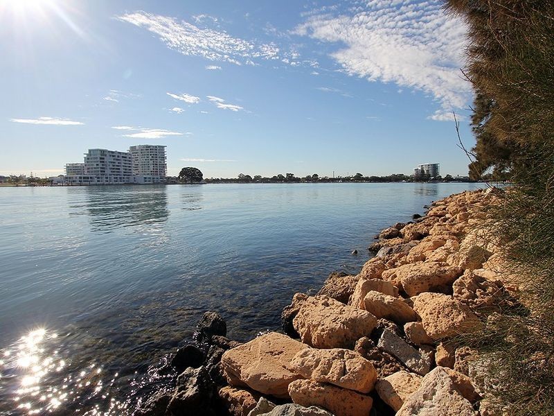 3 Carter Street, Halls Head WA 6210