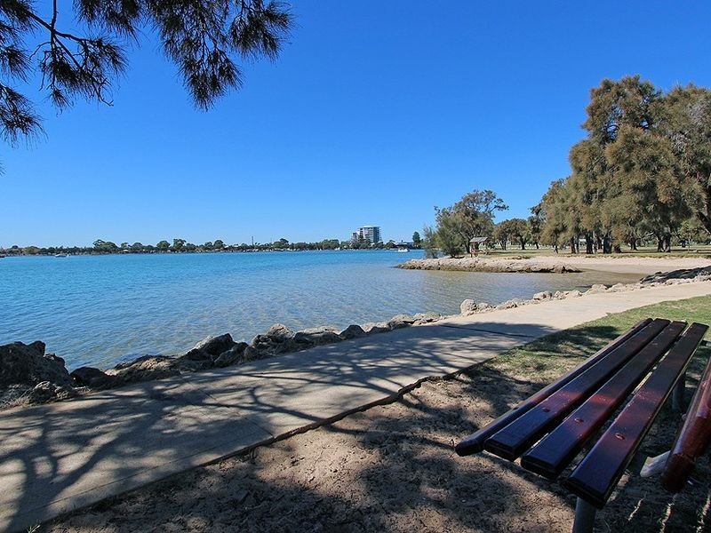 3 Carter Street, Halls Head WA 6210