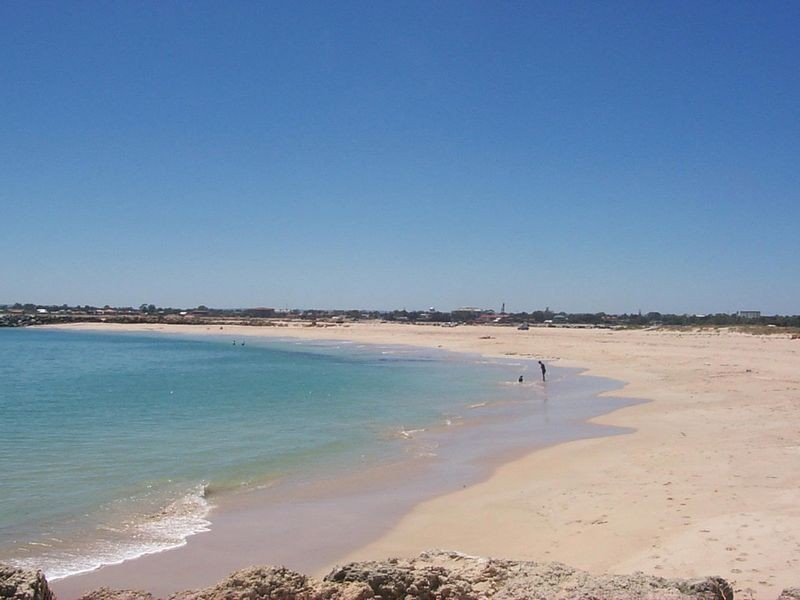 39 Cambria Island Retreat, Halls Head WA 6210