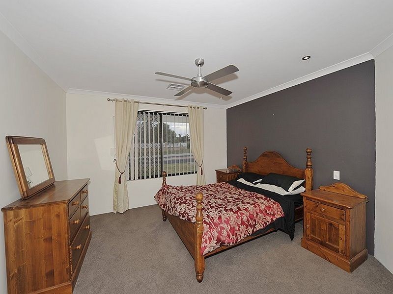37 Coodanup Drive, Dudley Park WA 6210