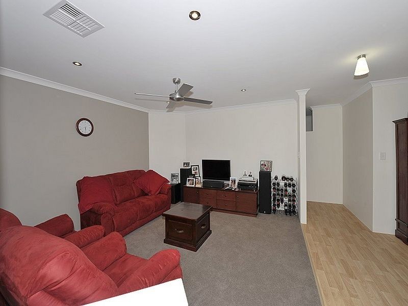 37 Coodanup Drive, Dudley Park WA 6210