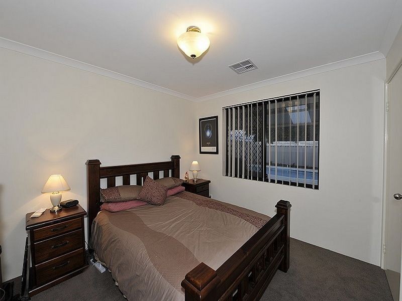 37 Coodanup Drive, Dudley Park WA 6210