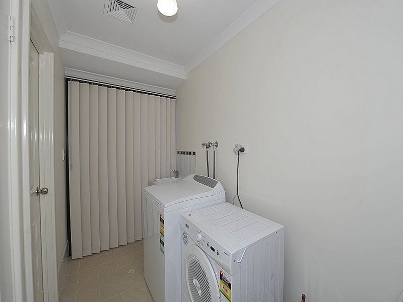 37 Coodanup Drive, Dudley Park WA 6210