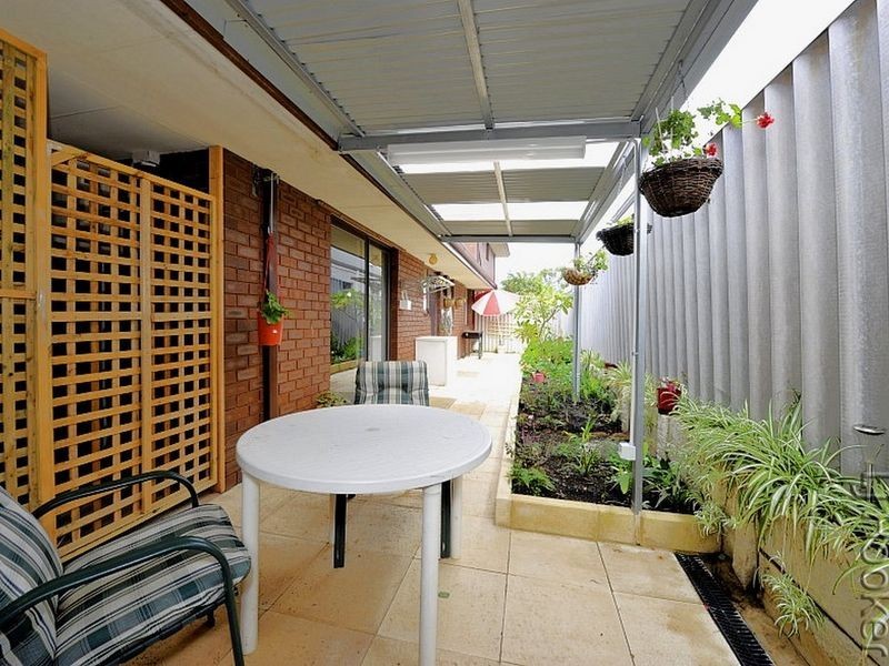 6/17 Creery Street, Dudley Park WA 6210