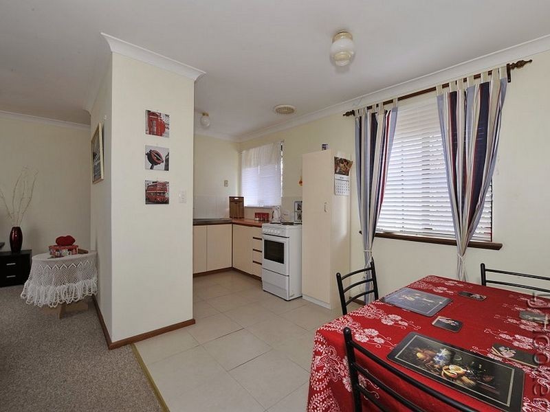 6/17 Creery Street, Dudley Park WA 6210