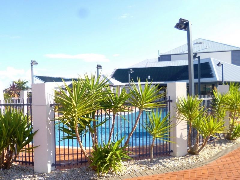 42/206 Mary Street, Halls Head WA 6210