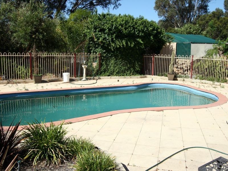 10 Exchequer Avenue, Greenfields WA 6210