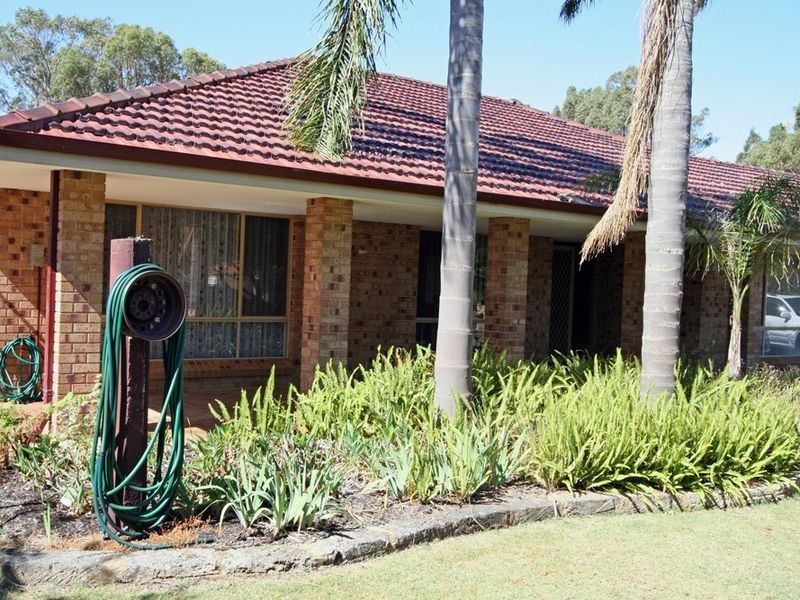 10 Exchequer Avenue, Greenfields WA 6210