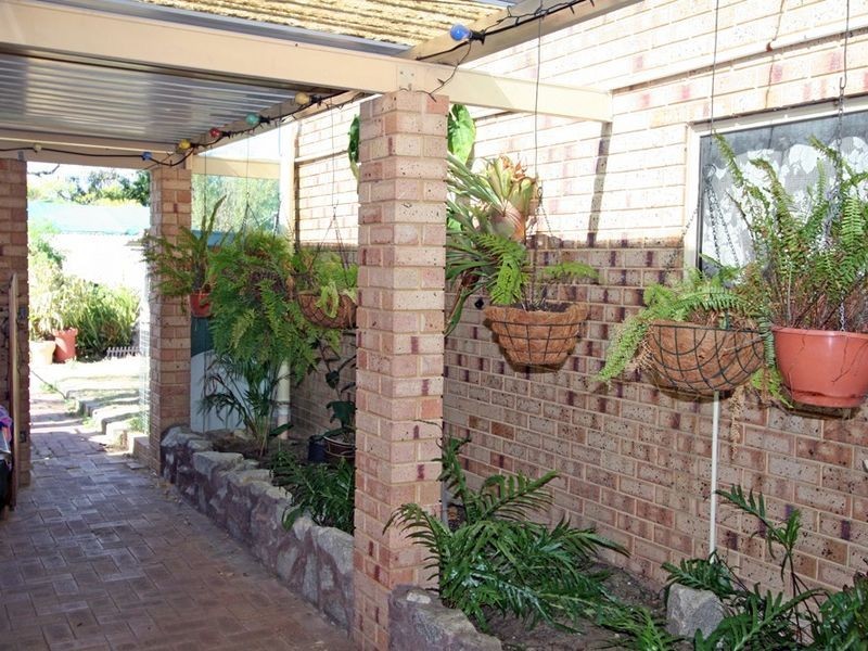 10 Exchequer Avenue, Greenfields WA 6210