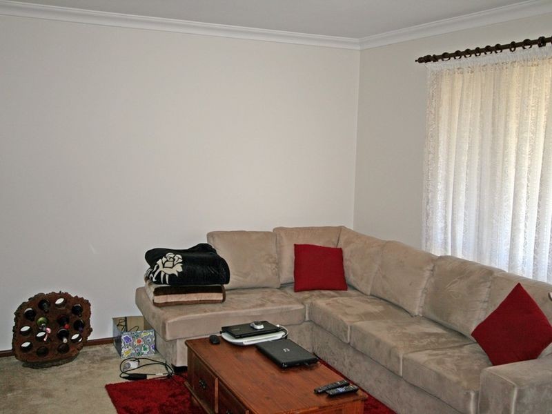 10 Exchequer Avenue, Greenfields WA 6210