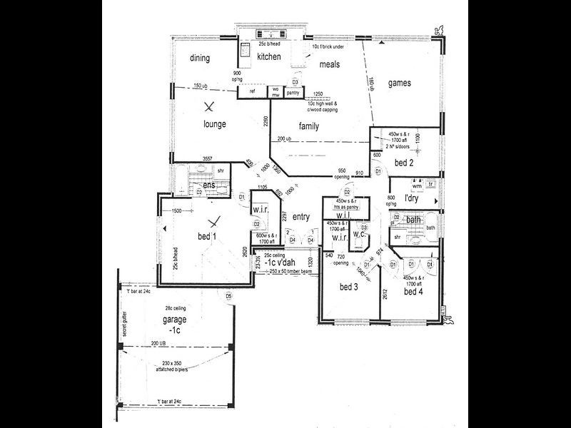 22 Paradise Circuit, Halls Head WA 6210