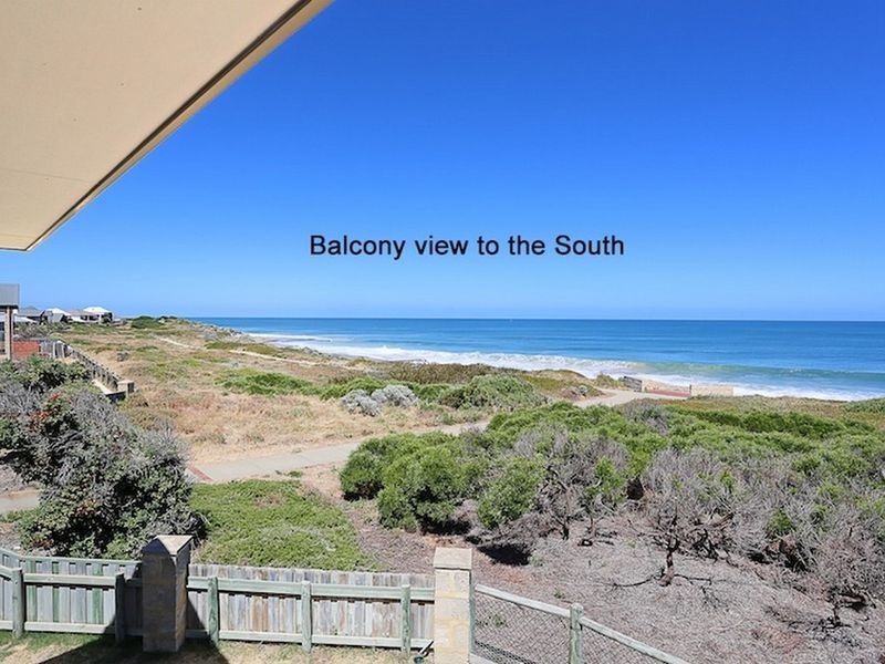 11 Sandy Cove, Halls Head WA 6210