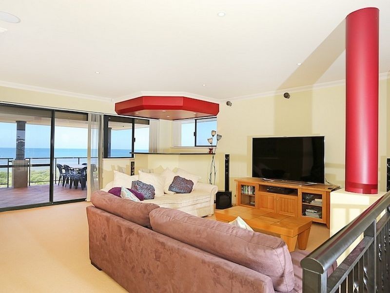 11 Sandy Cove, Halls Head WA 6210